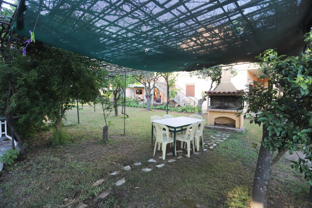 Cosy Budget Rooms To Rent In Ipsos Corfu Exterior foto